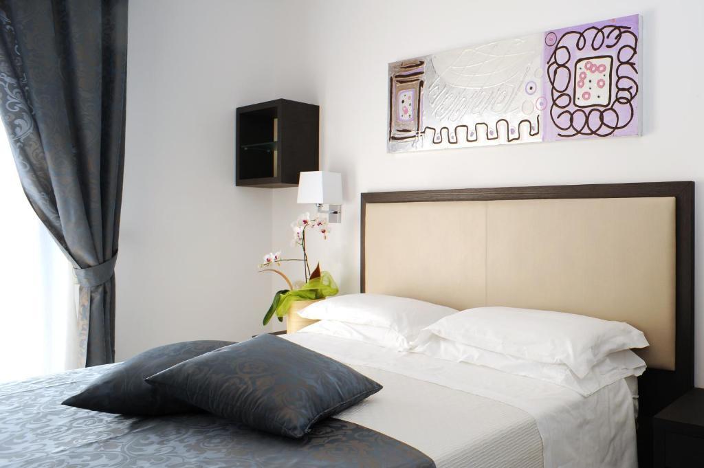 ריצ'יונה Hotel Ambassador מראה חיצוני תמונה